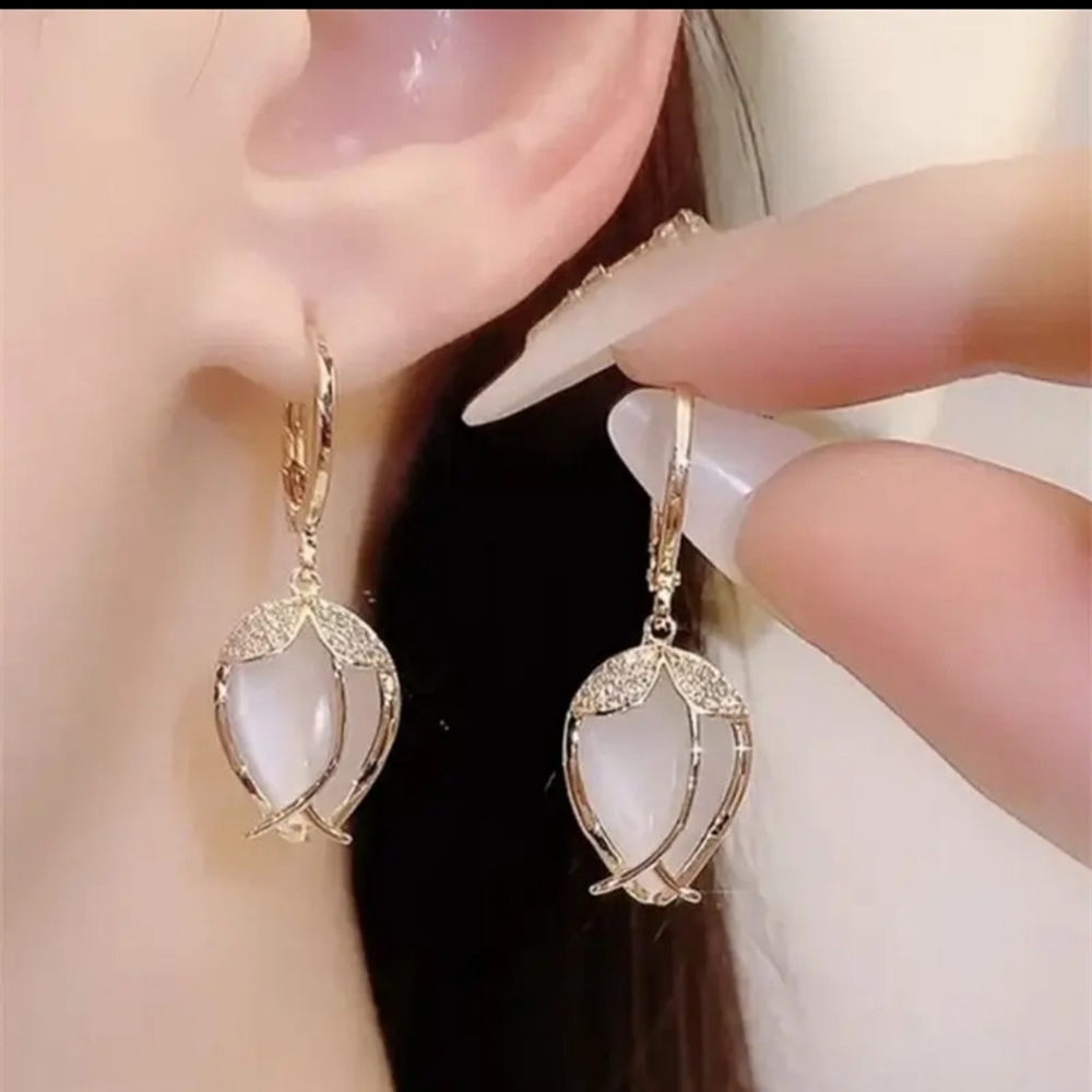 Vintage Gold and White Drop Earrings
